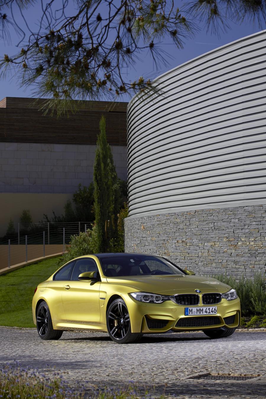  BMW M4 Coupe 2014 года  (фото 115 из 120)